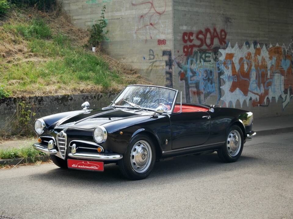 Image 1/25 of Alfa Romeo Giulietta Spider (1959)