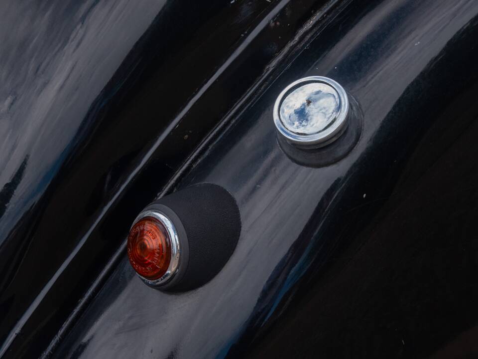 Bild 18/40 von Riley 2.5 Litre RMB (1948)