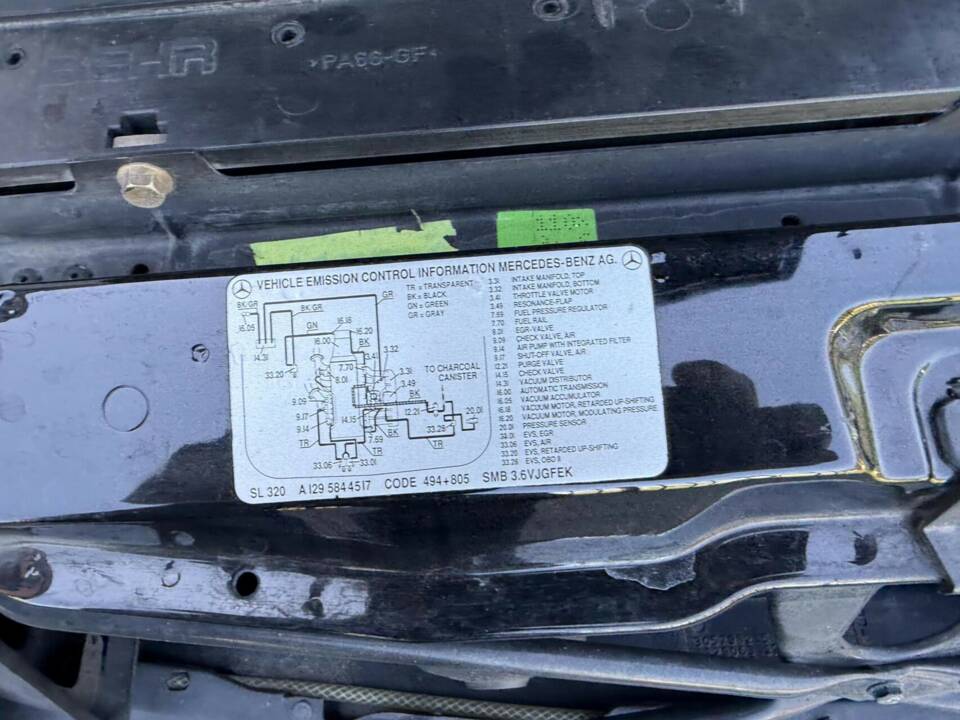 Image 37/46 of Mercedes-Benz SL 320 (1995)