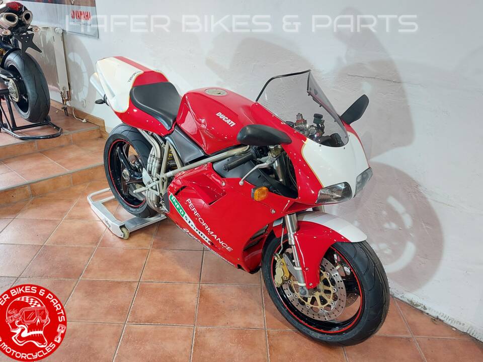 Obraz 2/38 pojazdu Ducati 916 (1998)