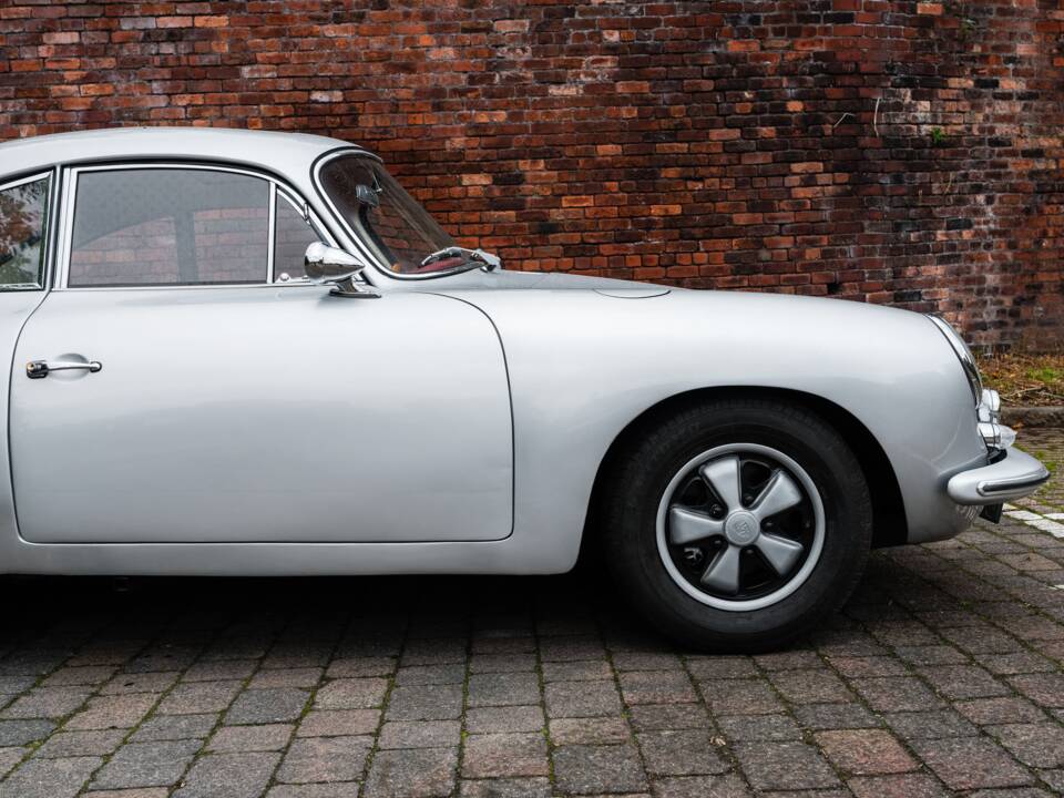 Image 10/48 of Porsche 356 C 1600 (1964)