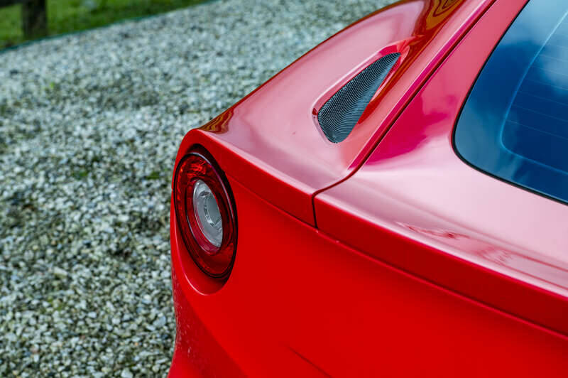 Bild 50/50 von Ferrari F12berlinetta (2013)