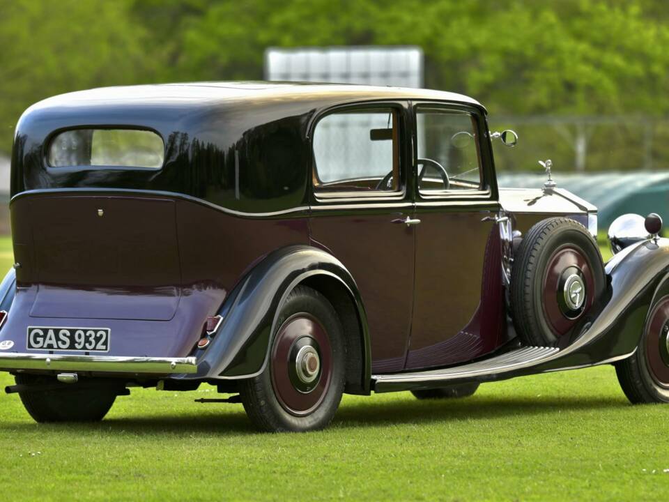 Image 14/50 of Rolls-Royce 25&#x2F;30 HP (1937)