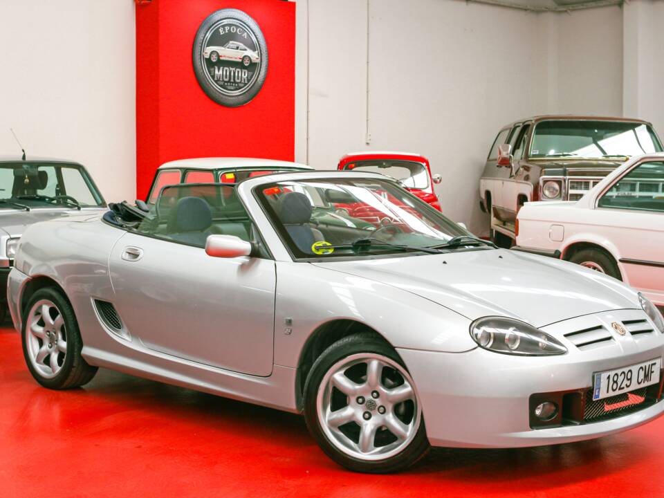 Image 1/29 of MG TF 120 (2003)