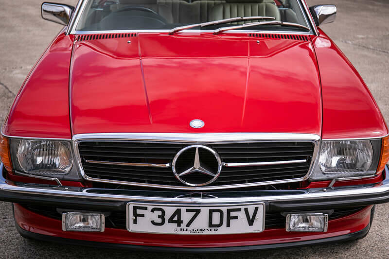 Afbeelding 46/50 van Mercedes-Benz 300 SL (1989)