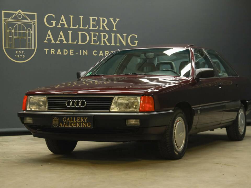 Image 5/50 de Audi 100 - 2.3E quattro (1990)