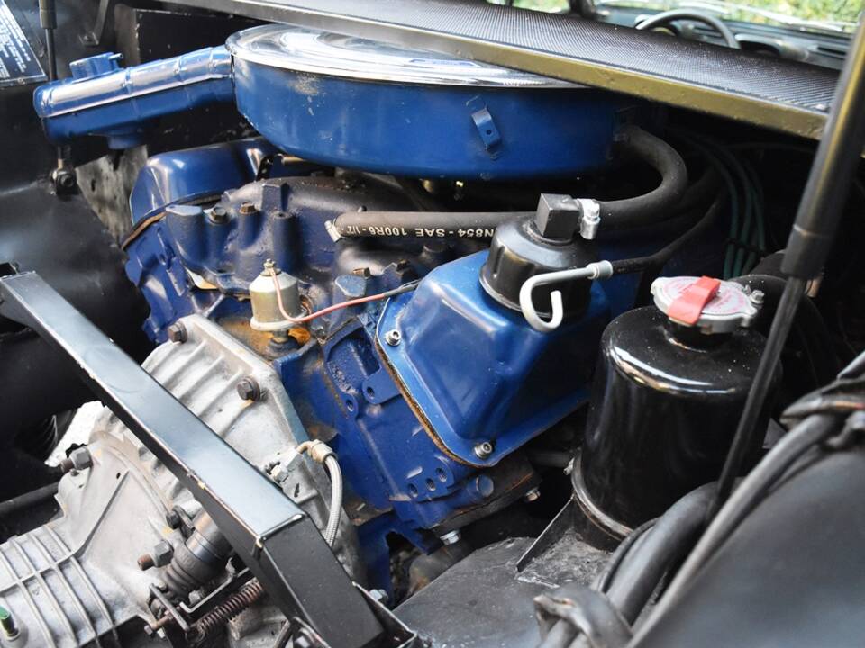 Image 38/43 of De Tomaso Pantera (1971)