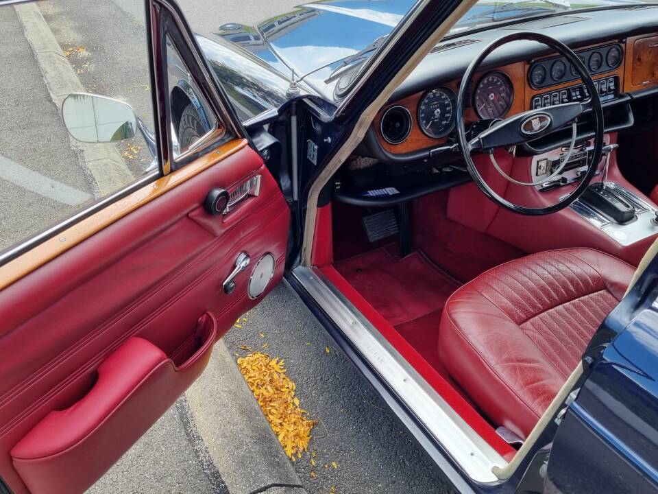 Immagine 21/29 di Jaguar XJ 6 4.2 (1972)