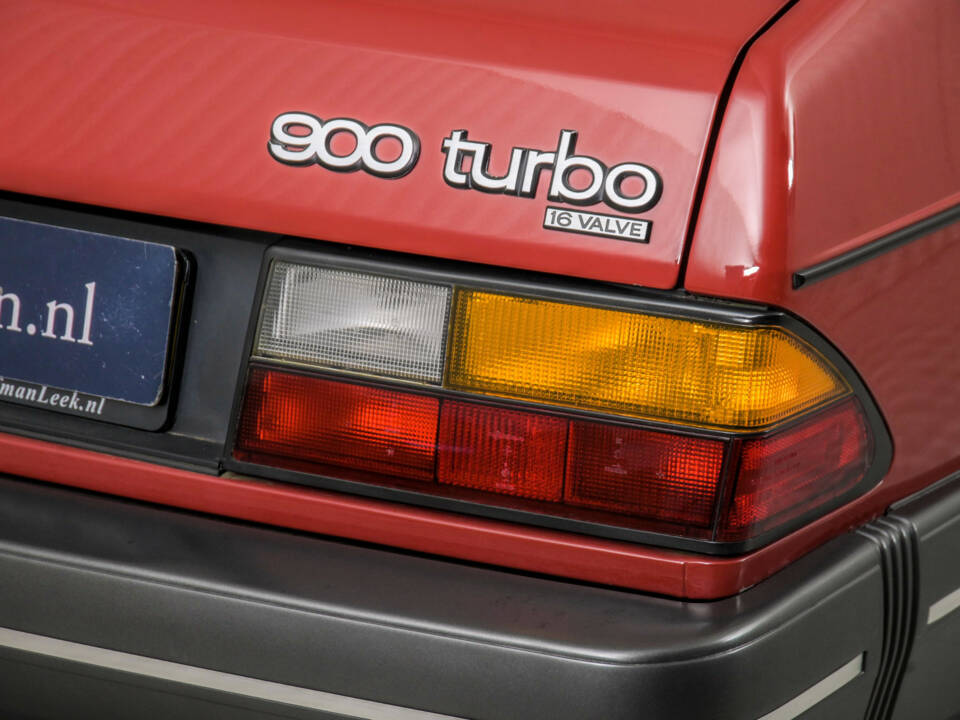 Immagine 33/50 di Saab 900 Turbo S (1989)