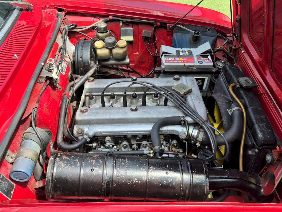 Image 44/50 de Alfa Romeo Giulia GT 1300 Junior (1971)