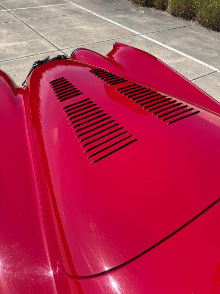 Image 20/34 of Jaguar XK 140 OTS (1955)