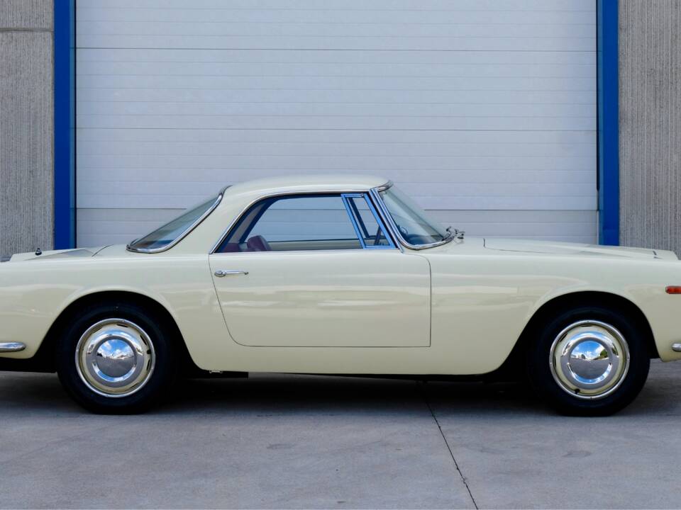 Imagen 6/40 de Lancia Flaminia GT Touring (1961)