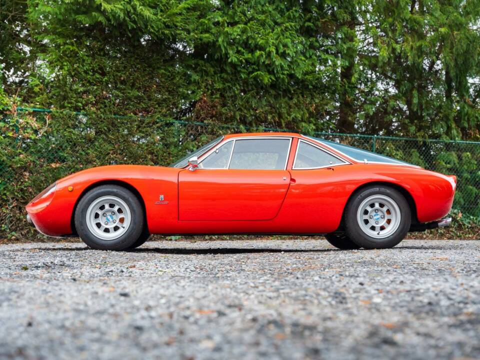 Image 2/22 of De Tomaso Vallelunga (1968)