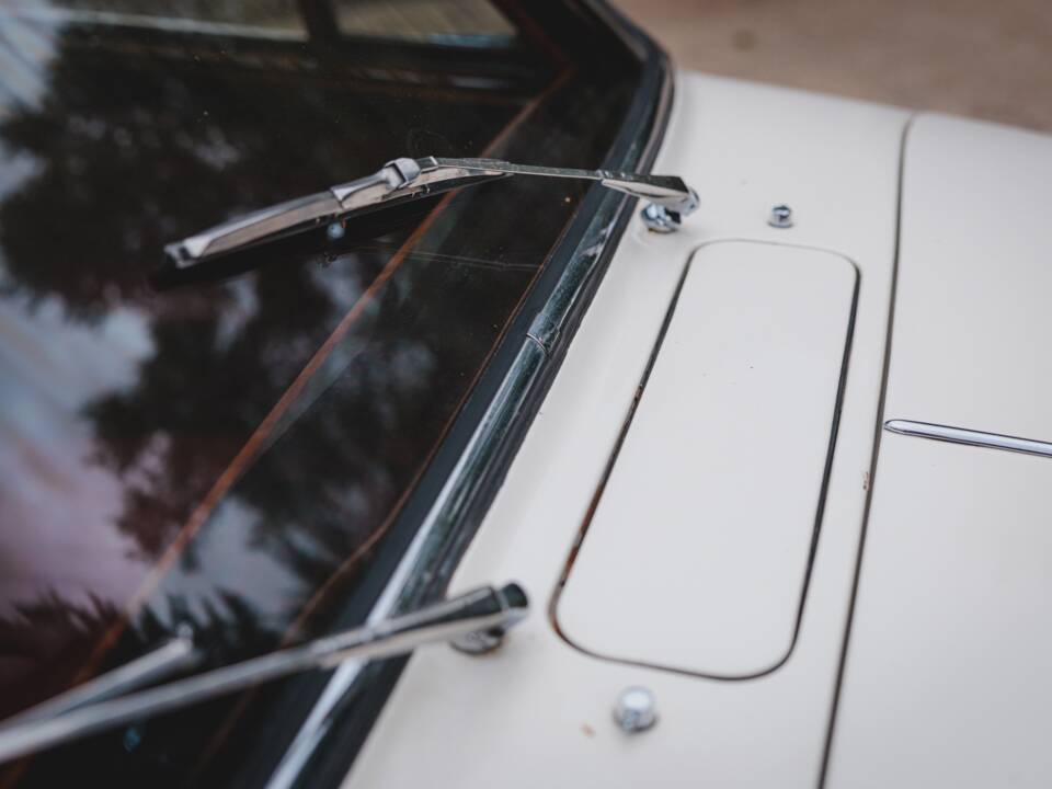 Immagine 20/50 di Jaguar Mk II 3.8 (1960)