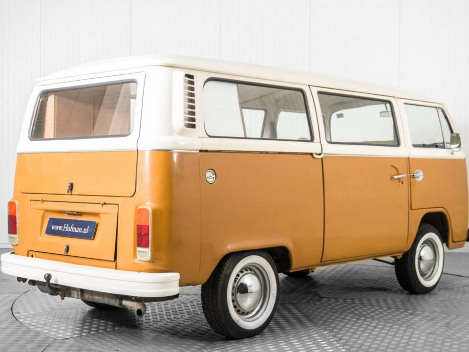 Bild 2/50 von Volkswagen T2b Pickup Double Cabin (1977)