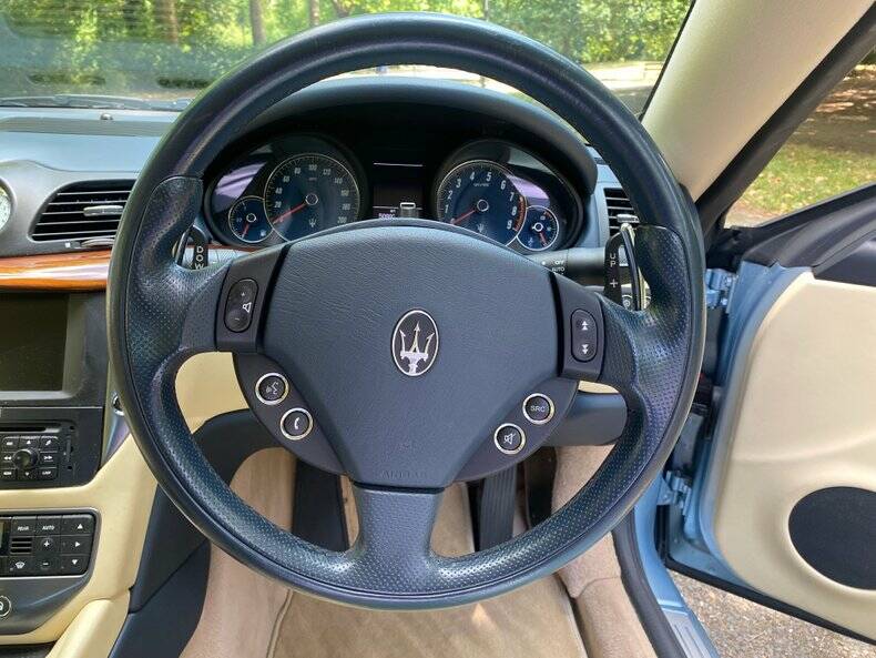 Image 35/50 de Maserati GranTurismo 4.2 (2008)