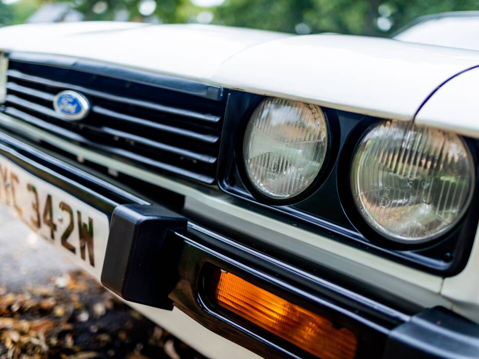 Image 31/37 of Ford Capri 3,0 (1981)