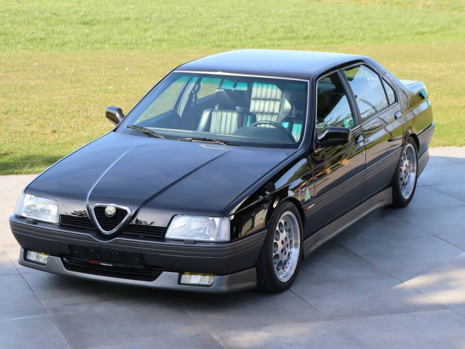 Imagen 8/50 de Alfa Romeo 164 3.0 V6 Quadrifoglio (1991)