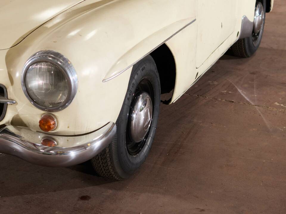 Image 39/83 de Mercedes-Benz 190 SL (1959)