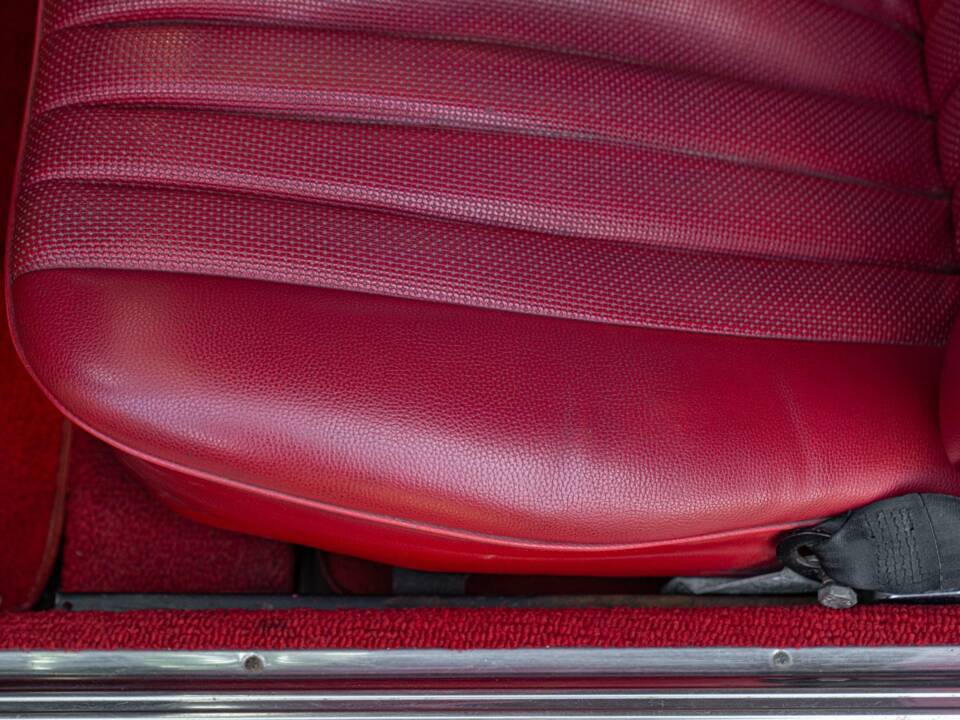 Image 30/50 de Mercedes-Benz 450 SL (1977)