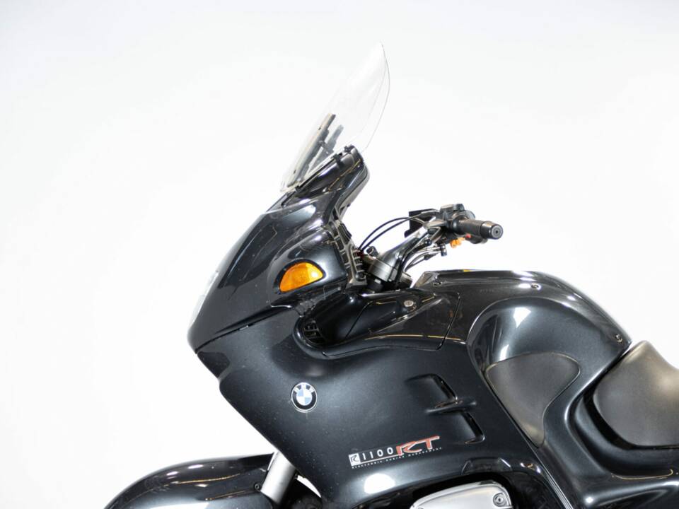 Image 19/50 de BMW R 1100 RT (1998)
