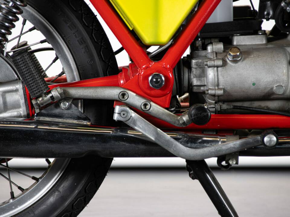 Imagen 40/50 de Moto Guzzi V7 Sport (1972)