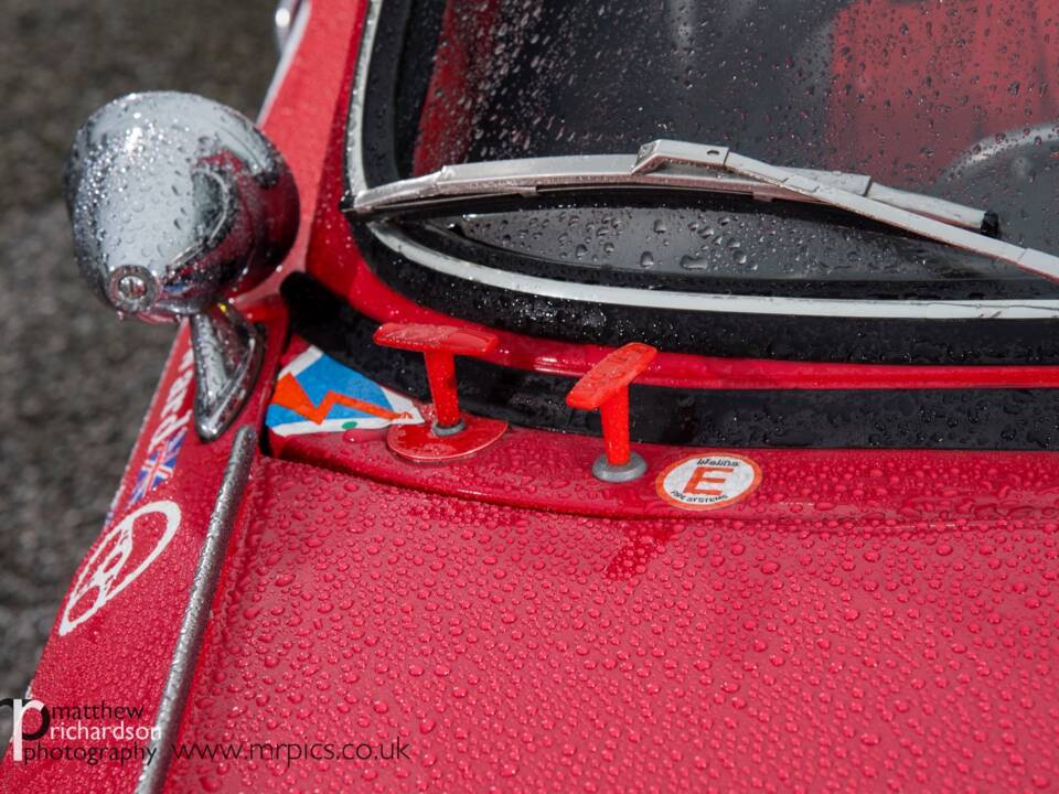 Image 36/50 of Triumph Spitfire 4 (1962)