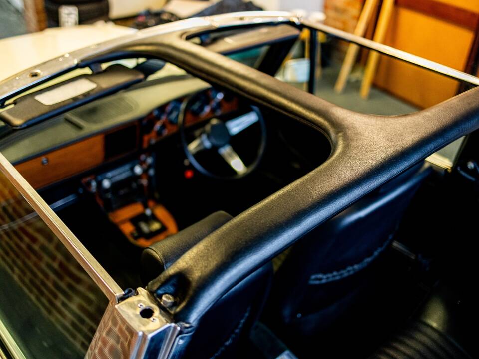 Afbeelding 42/50 van Triumph Stag (1972)