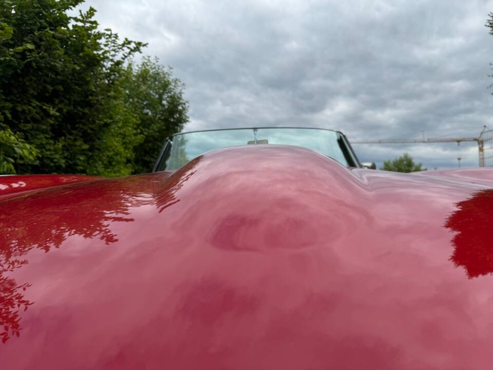 Image 18/35 of Jaguar E-Type (1969)