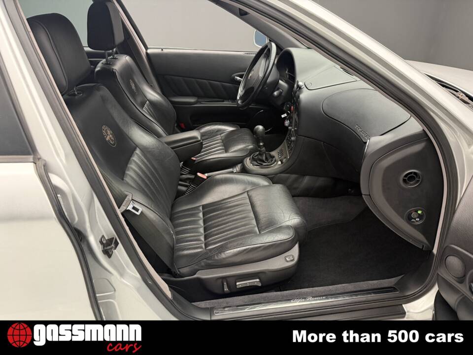 Image 10/15 de Alfa Romeo 166 2.5i V6 24V (2002)
