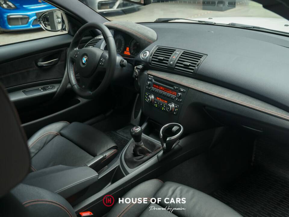 Image 17/25 of BMW 1 Series M Coupé (2011)
