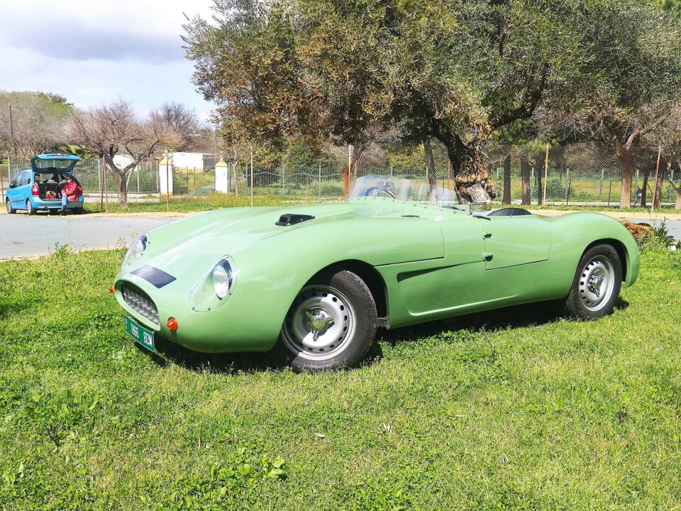 Image 17/56 de Nickri Spyder (1968)