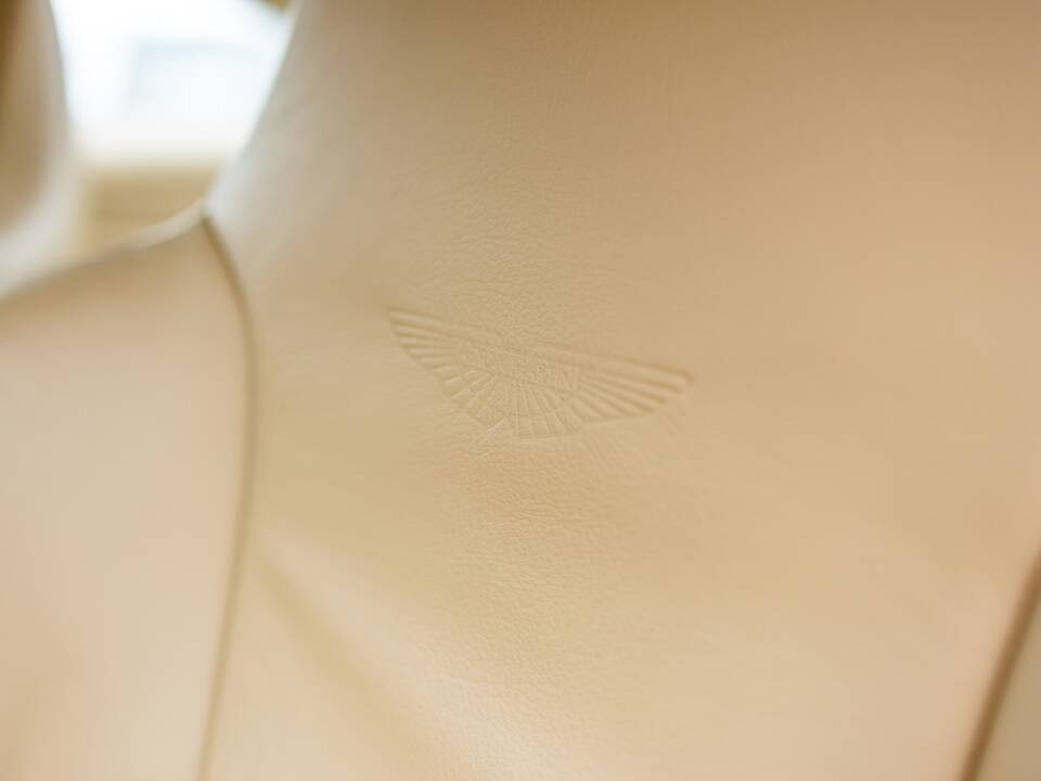 Afbeelding 28/50 van Aston Martin V12 Vanquish S (2007)