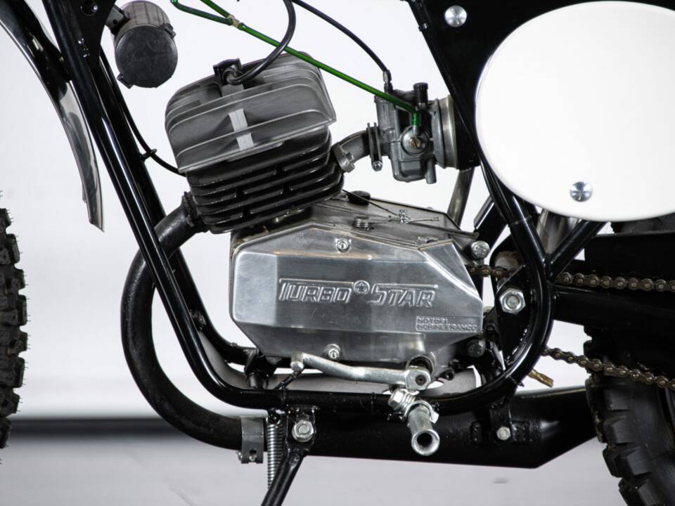 Immagine 19/49 di Aprilia Scarabeo 50 (1972)