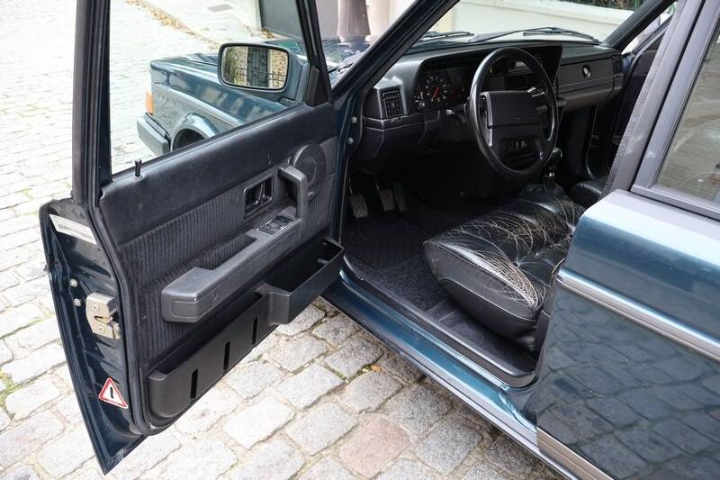 Immagine 35/51 di Volvo 245 Super Polar (1993)