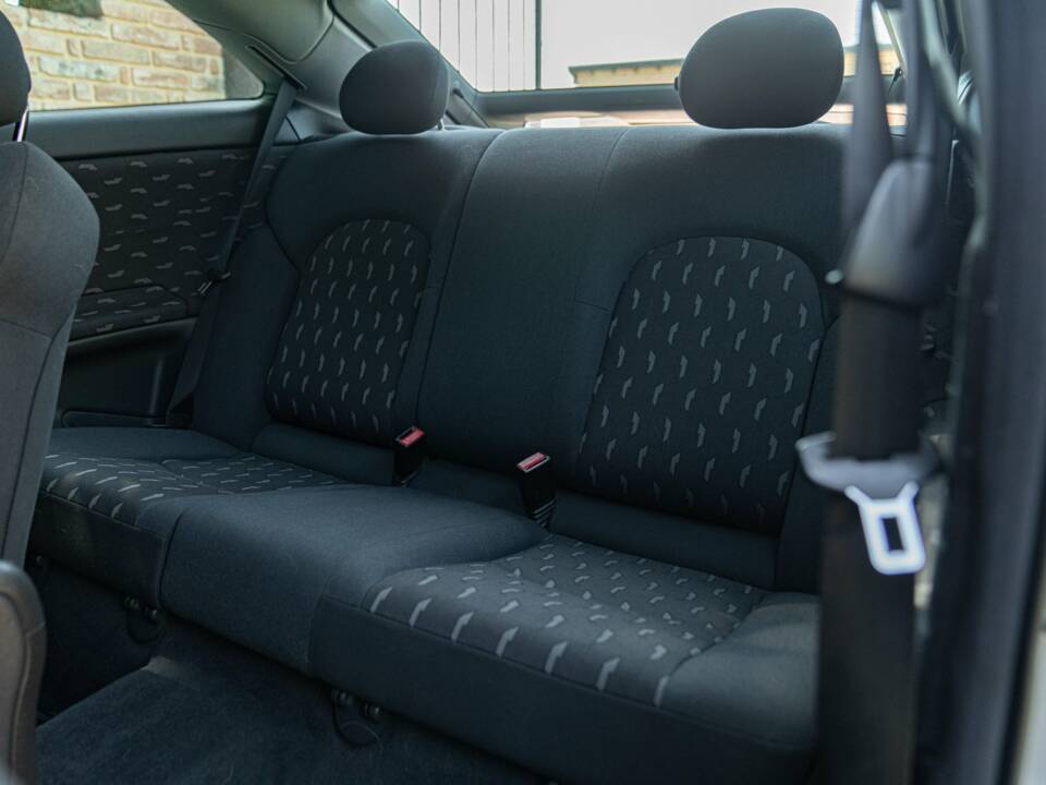 Image 26/50 of Mercedes-Benz C 320 Sportcoupé (2003)