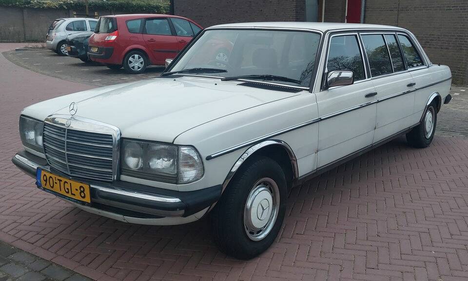 Bild 3/8 von Mercedes-Benz 600 (1984)