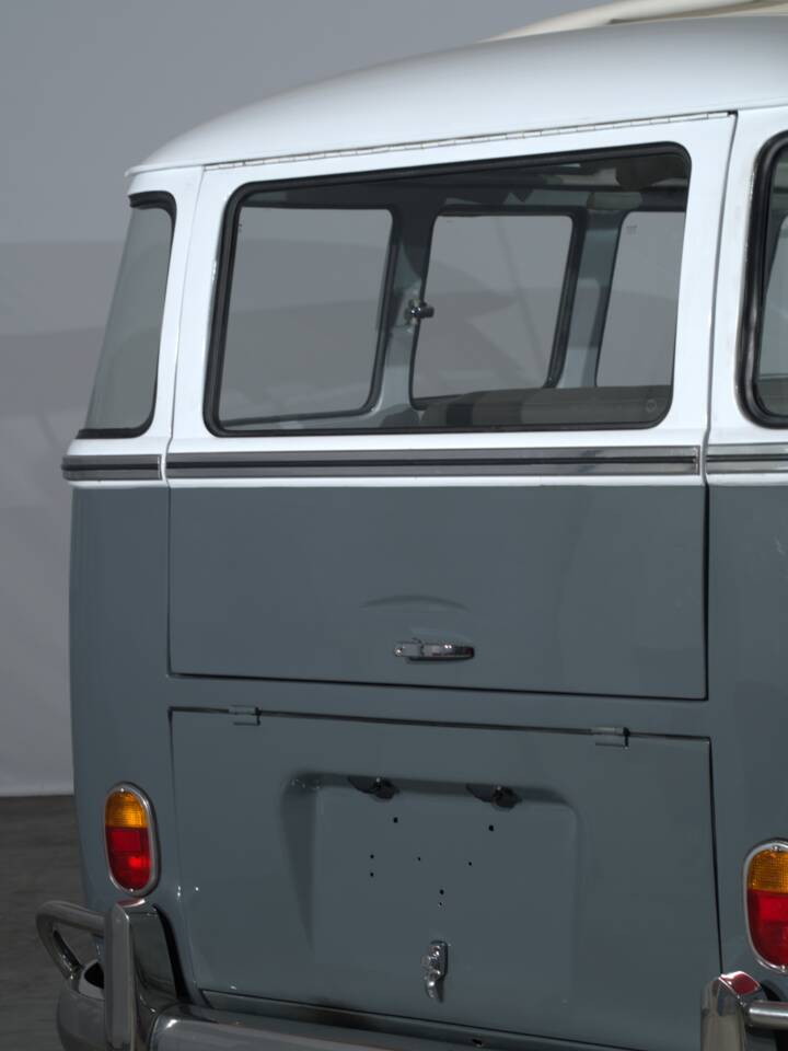 Bild 17/49 von Volkswagen T1 Brasil 1.6 (1970)