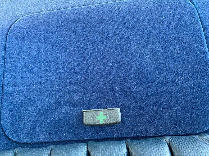 Bild 49/50 von Mercedes-Benz 450 SEL 6,9 (1978)