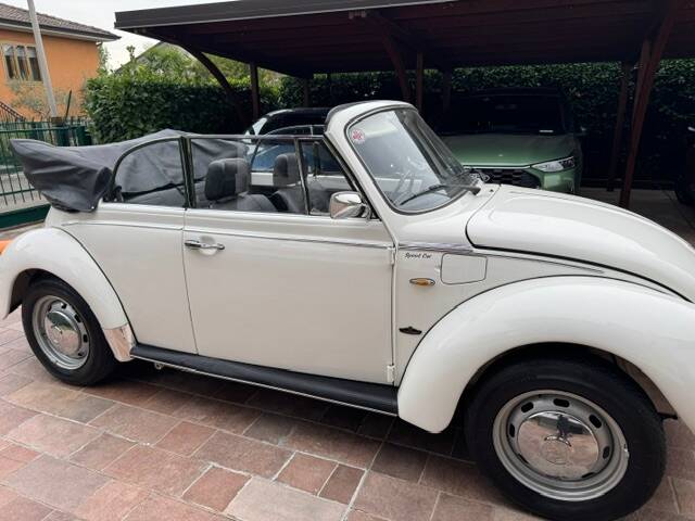 Image 5/9 of Volkswagen Beetle 1303 (1977)