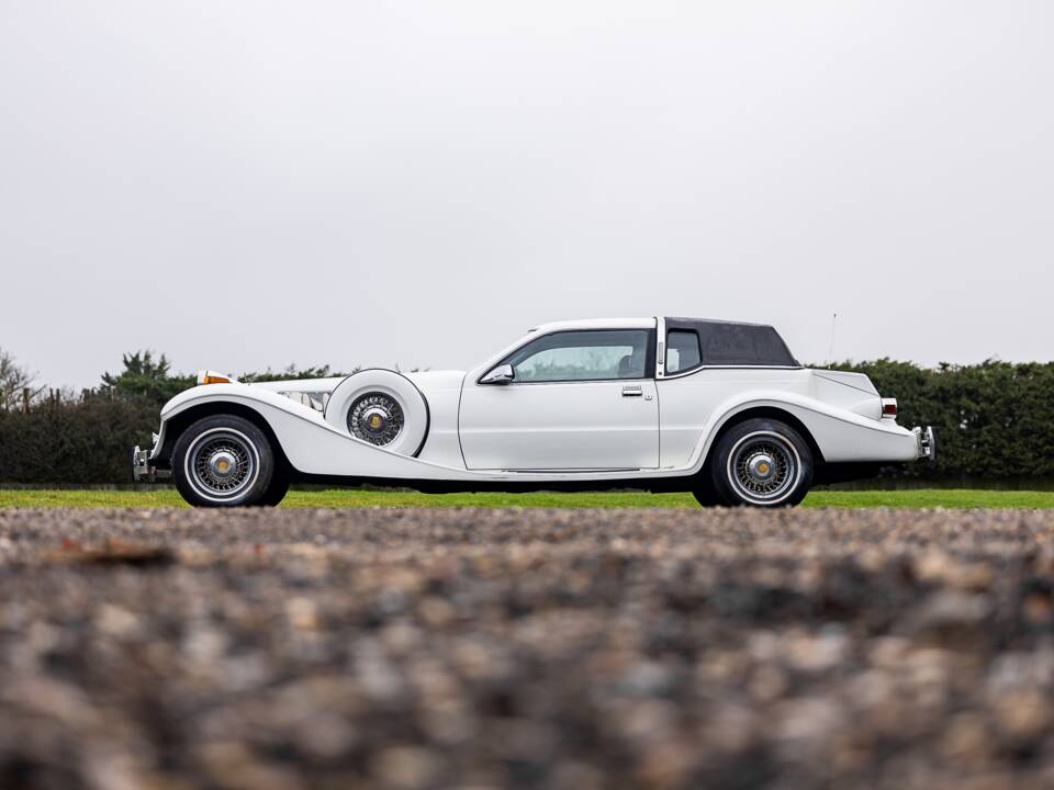 Image 8/50 of CMC Tiffany (1988)