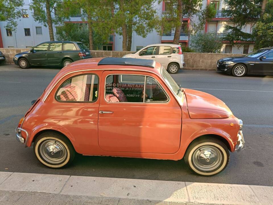 Image 15/50 of FIAT 500 L (1971)