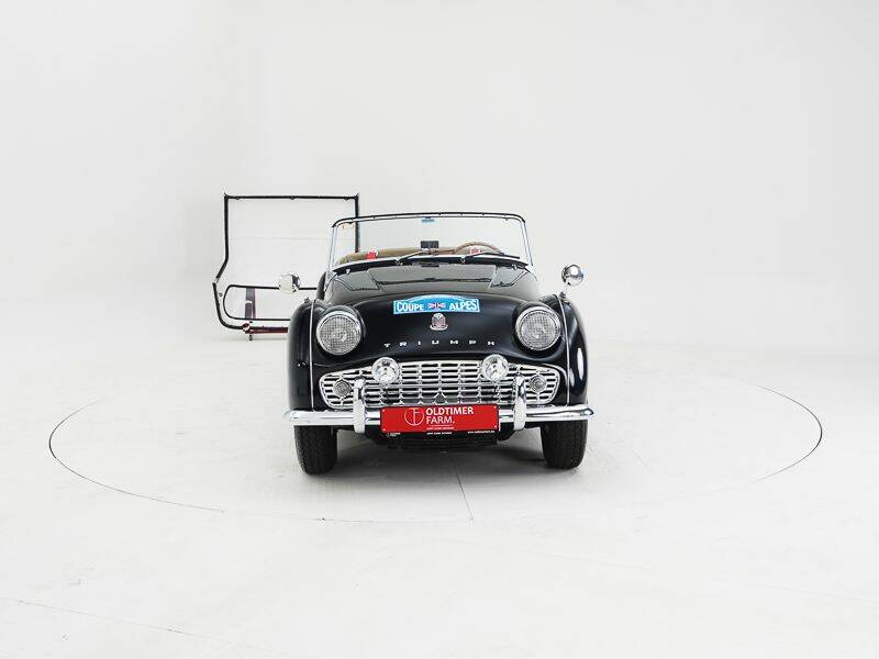 Afbeelding 5/15 van Triumph TR 3A (1960)