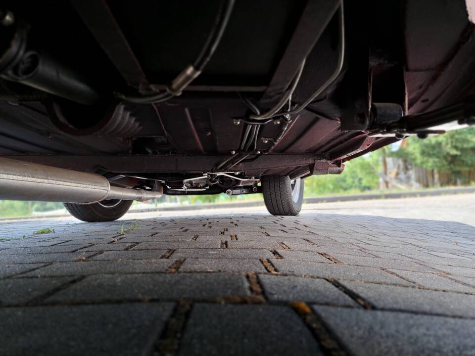 Suspension and underneath