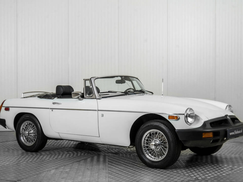 Image 5/50 de MG MGB (1977)