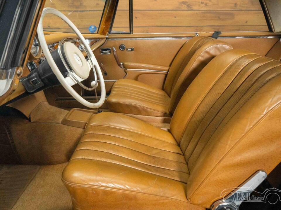 Bild 12/19 von Mercedes-Benz 280 SE (1973)