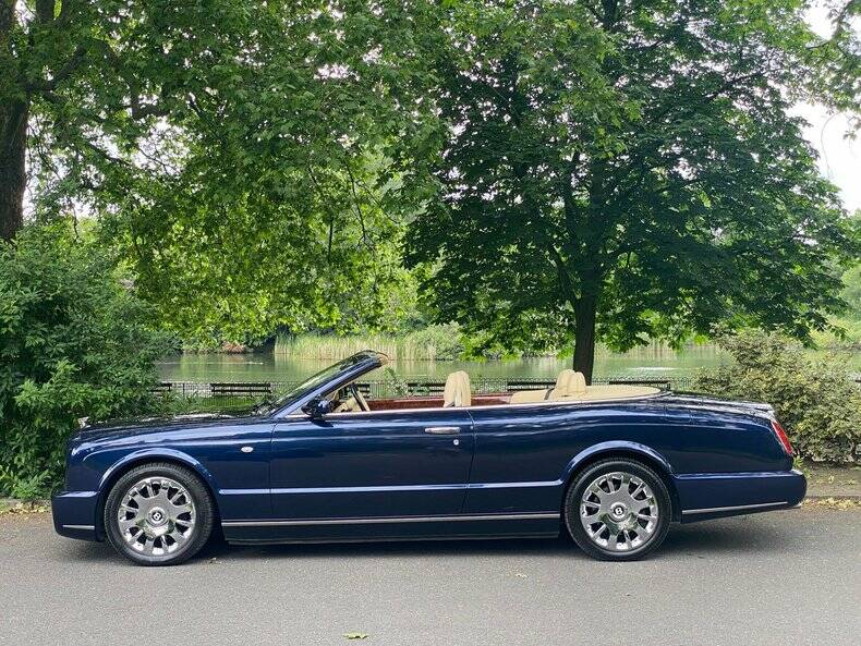 Afbeelding 43/50 van Bentley Azure (2007)