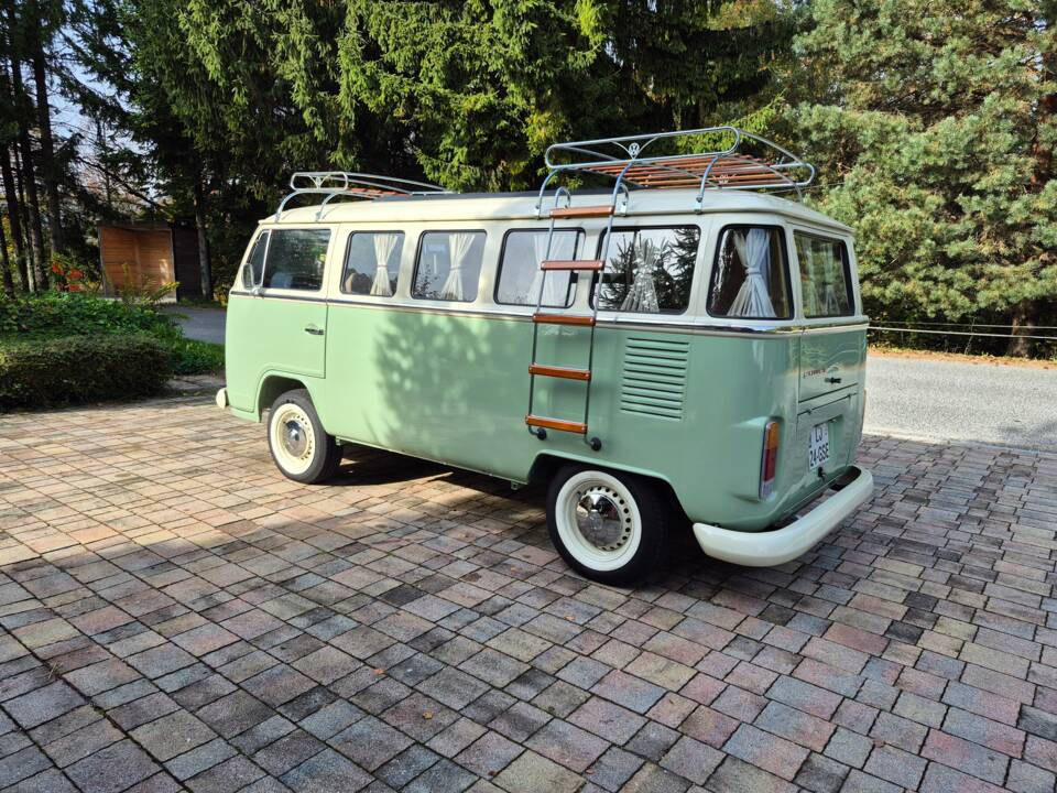 Image 6/30 de Volkswagen T2 Brasil Camper (1982)