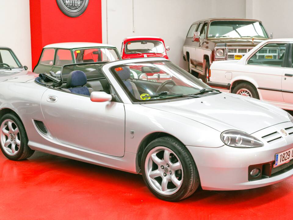 Image 8/29 of MG TF 120 (2003)