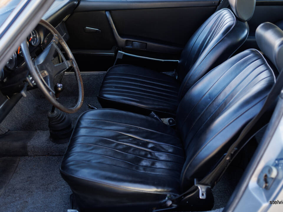 Bild 27/38 von Porsche 911 2.4 T (1973)